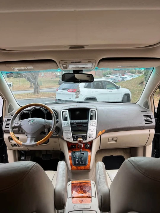 2009 Lexus RX 3rd Gen - Image 13 of 20
