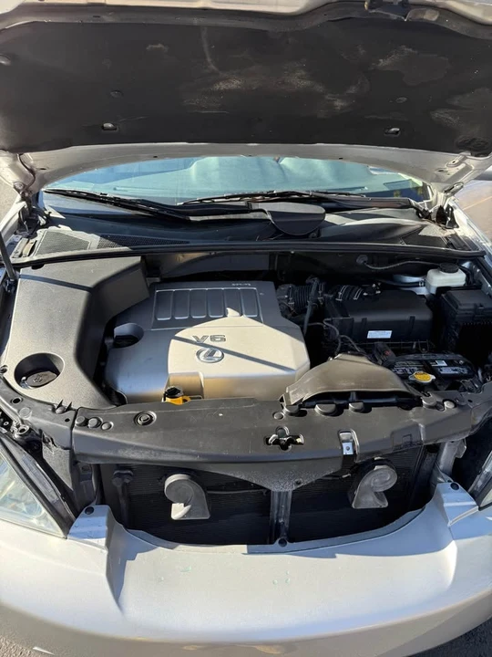 2009 Lexus RX 2nd Gen - Image 14 of 16