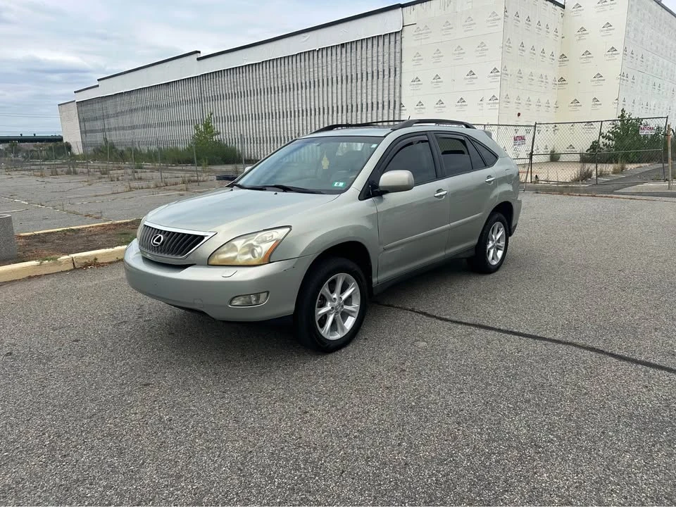 2009 Lexus RX 2nd Gen - Image 2 of 17