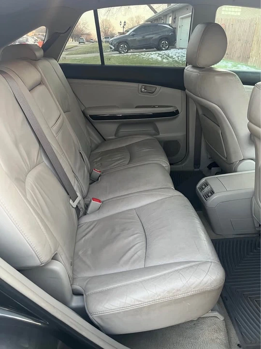 2009 Lexus RX 3rd Gen - Image 11 of 13