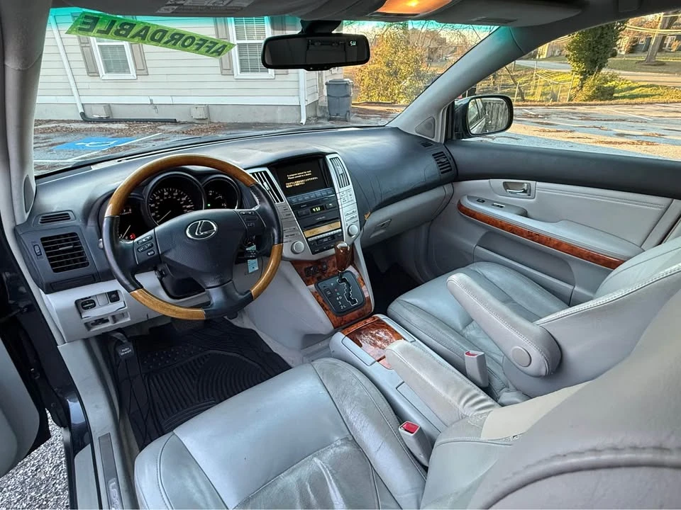 2009 Lexus RX 3rd Gen - Image 13 of 16