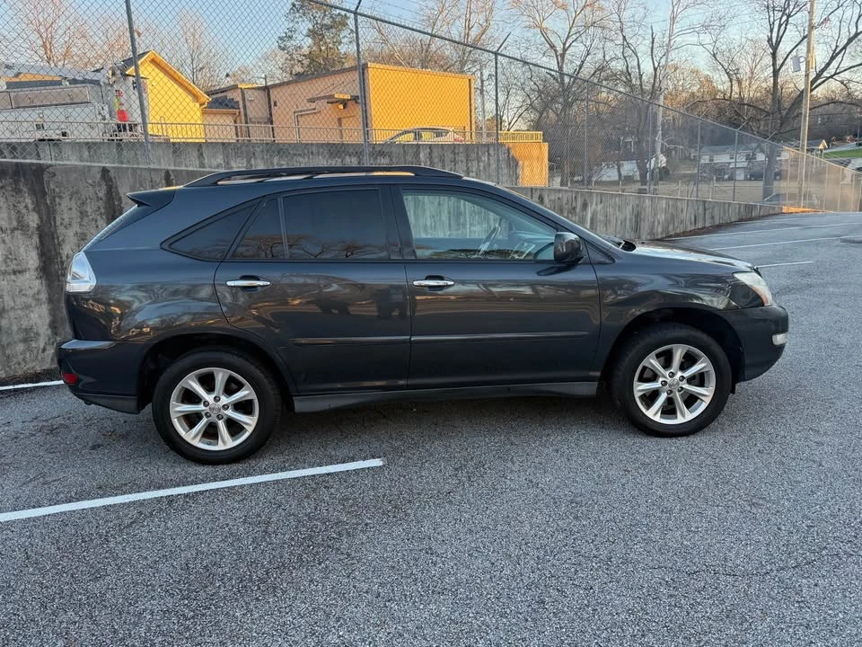 2009 Lexus RX 3rd Gen - Image 11 of 16
