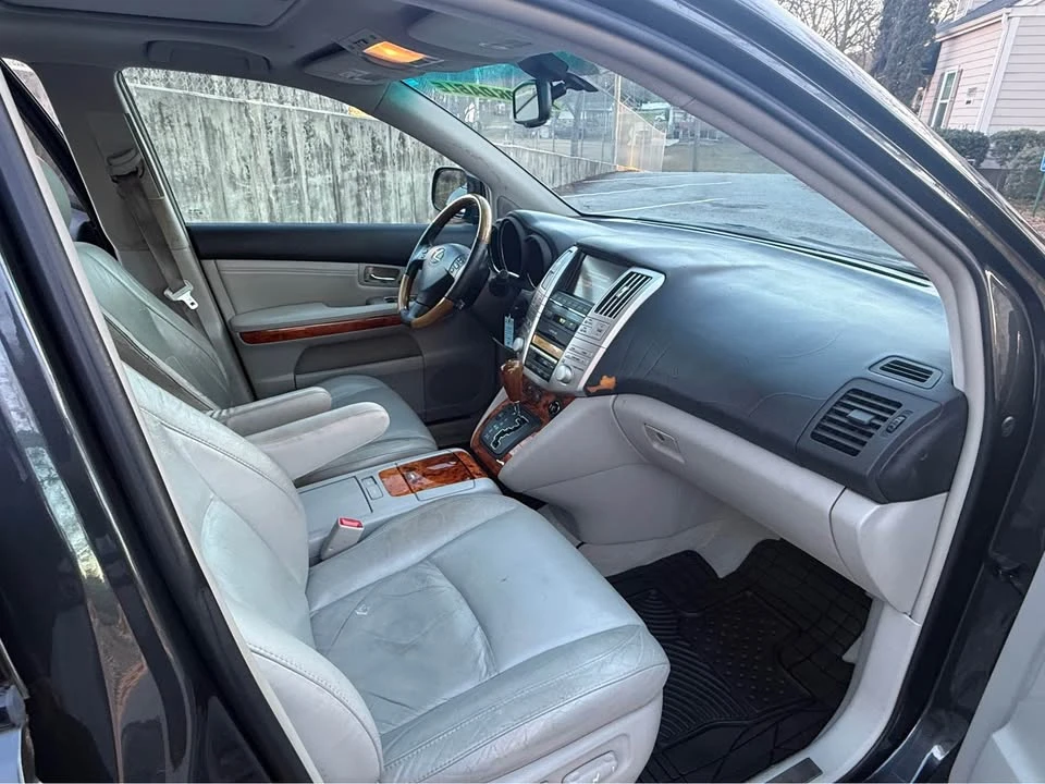 2009 Lexus RX 3rd Gen - Image 14 of 16