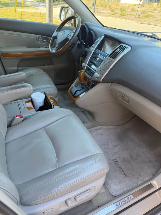 2009 Lexus RX 3rd Gen - Image 8 of 18