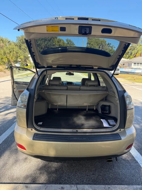 2009 Lexus RX 3rd Gen - Image 13 of 18