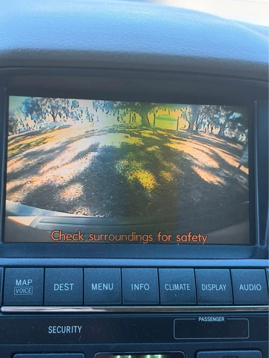 2009 Lexus RX 3rd Gen - Image 15 of 18
