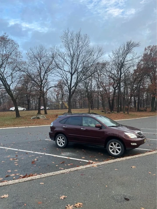2009 Lexus RX 2nd Gen - Image 3 of 17