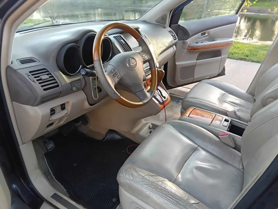 2009 Lexus RX 2nd Gen - Image 4 of 8