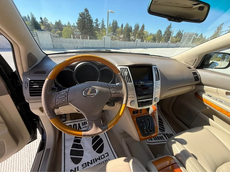 2009 Lexus RX 2nd Gen - Image 9 of 15