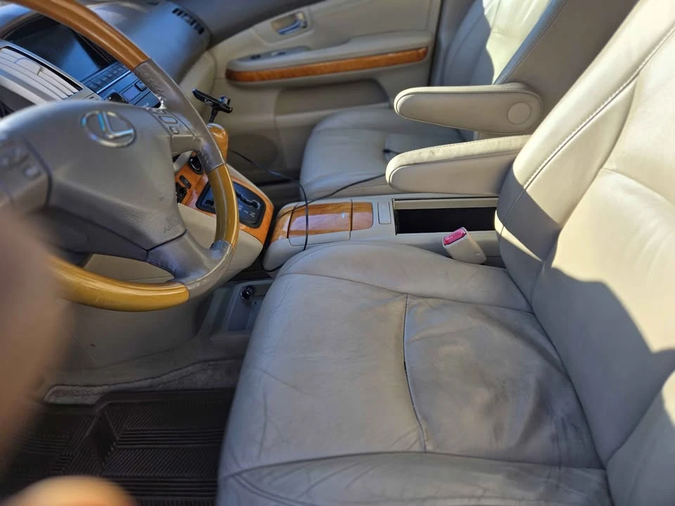 2009 Lexus RX 2nd Gen - Image 11 of 14