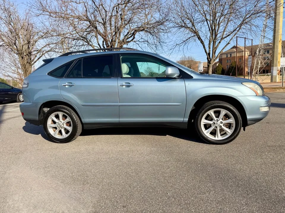 2009 Lexus RX 2nd Gen - Image 2 of 7