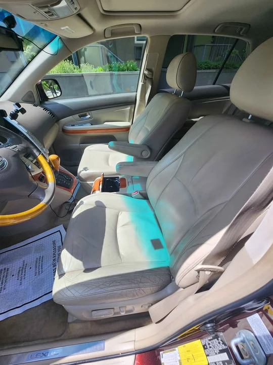 2009 Lexus RX 2nd Gen - Image 10 of 16