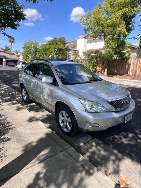 2009 Lexus RX 2nd Gen - Image 3 of 13