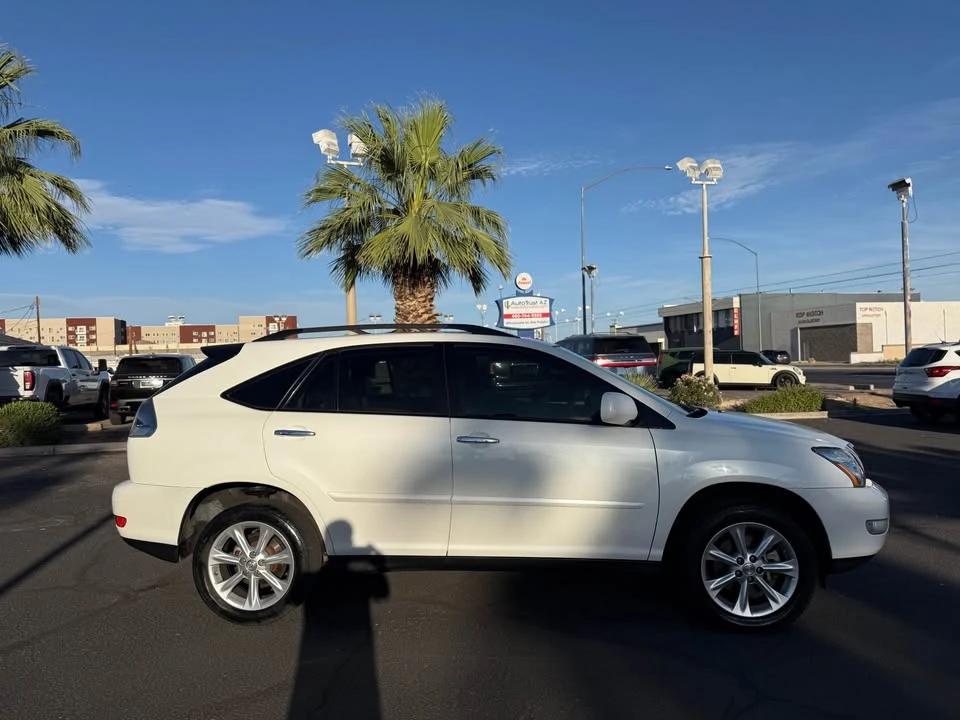 2009 Lexus RX 2nd Gen - Image 4 of 17
