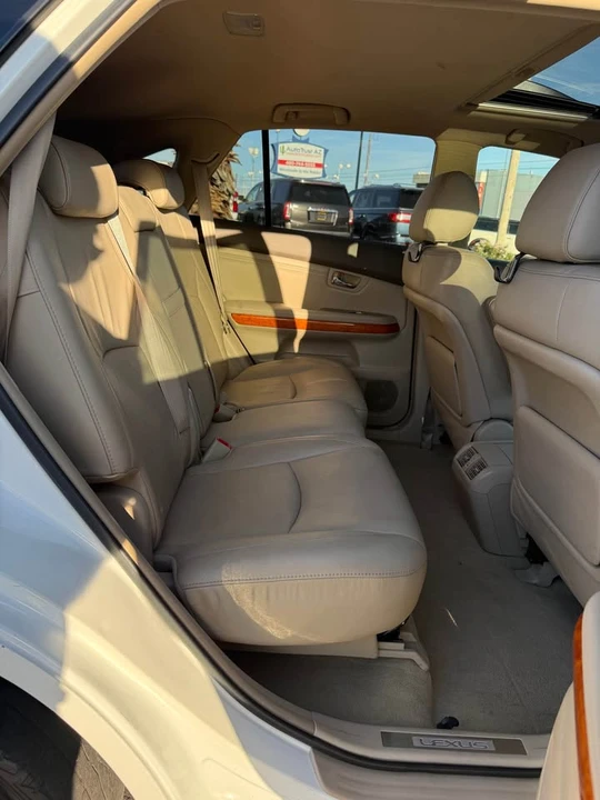 2009 Lexus RX 2nd Gen - Image 14 of 17