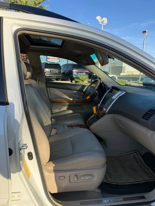 2009 Lexus RX 2nd Gen - Image 12 of 17