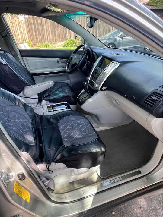 2009 Lexus RX 2nd Gen - Image 9 of 13