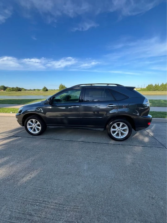 2009 Lexus RX 2nd Gen - Image 4 of 10