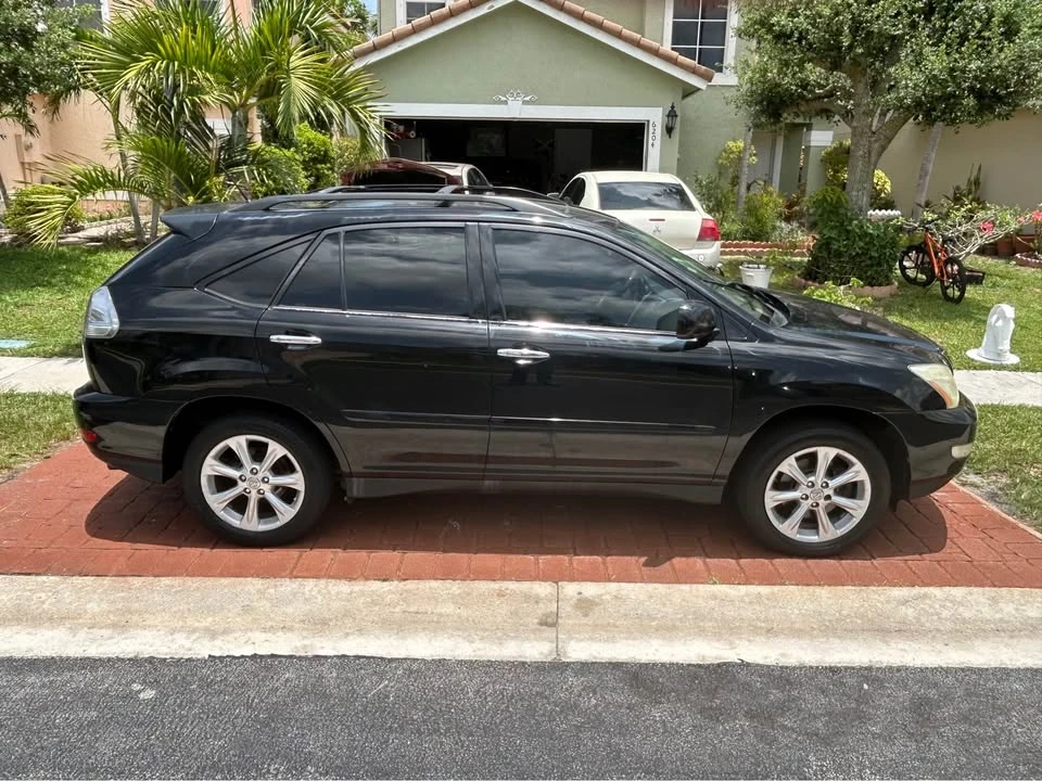 2009 Lexus RX 2nd Gen - Image 8 of 10