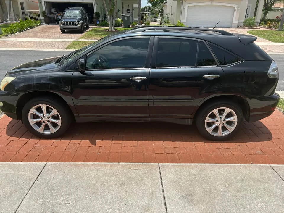 2009 Lexus RX 2nd Gen - Image 9 of 10