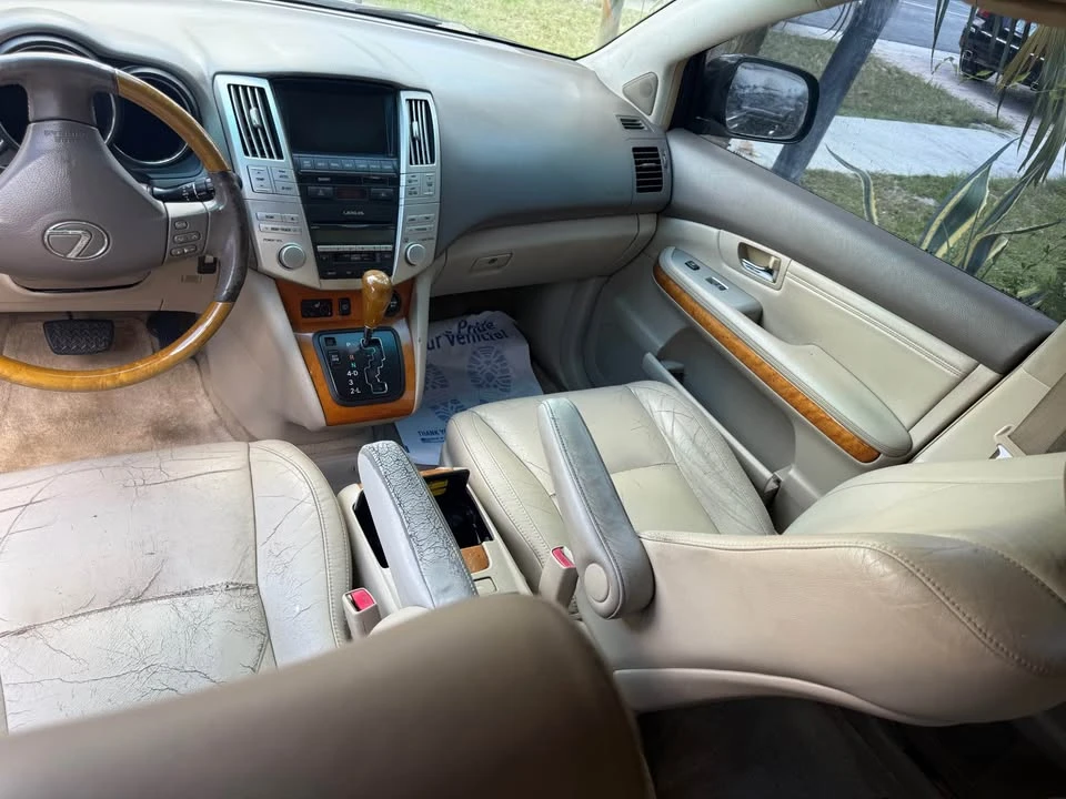 2009 Lexus RX 2nd Gen - Image 2 of 10