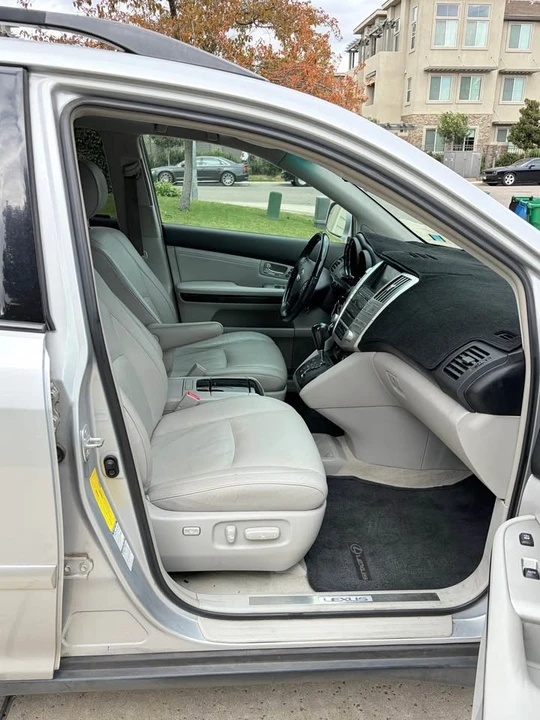 2009 Lexus RX 3rd Gen - Image 5 of 9