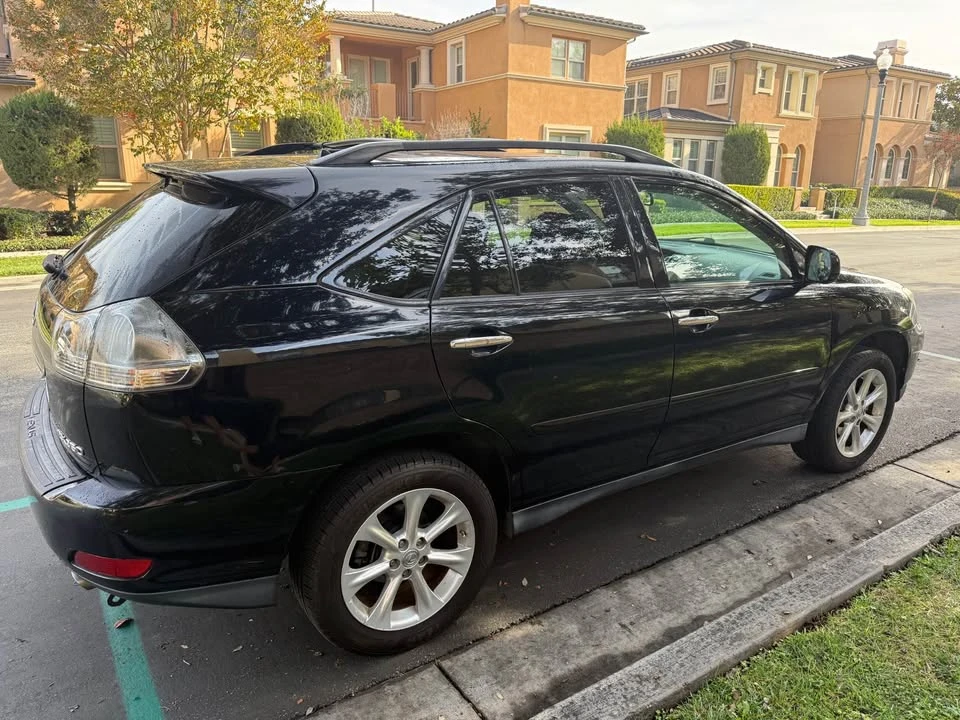 2009 Lexus RX 3rd Gen - Image 3 of 17