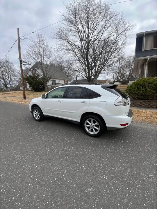 2009 Lexus RX 2nd Gen - Image 5 of 11