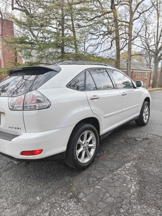 2009 Lexus RX 3rd Gen - Image 12 of 19