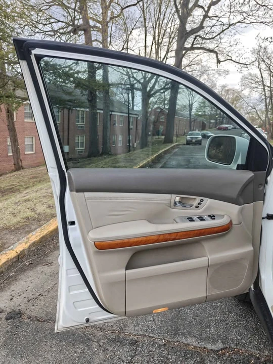 2009 Lexus RX 3rd Gen - Image 11 of 19