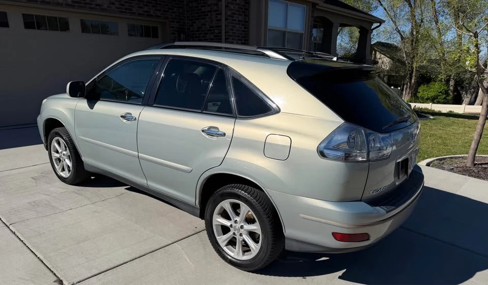 2009 Lexus RX 2nd Gen - Image 3 of 9
