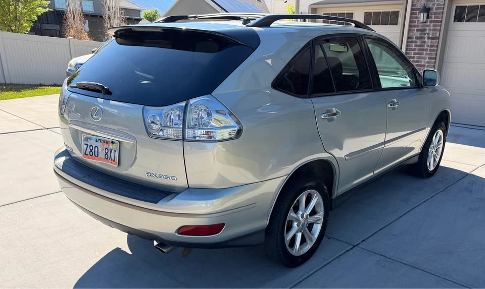 2009 Lexus RX 2nd Gen - Image 4 of 9