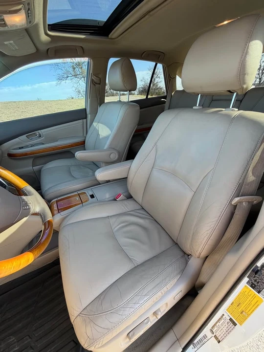 2009 Lexus RX 2nd Gen - Image 7 of 8