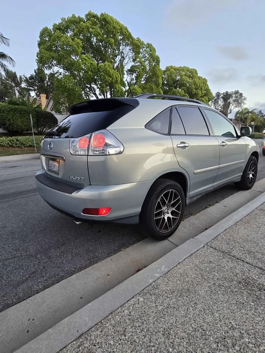 2009 Lexus RX 2nd Gen - Image 3 of 8