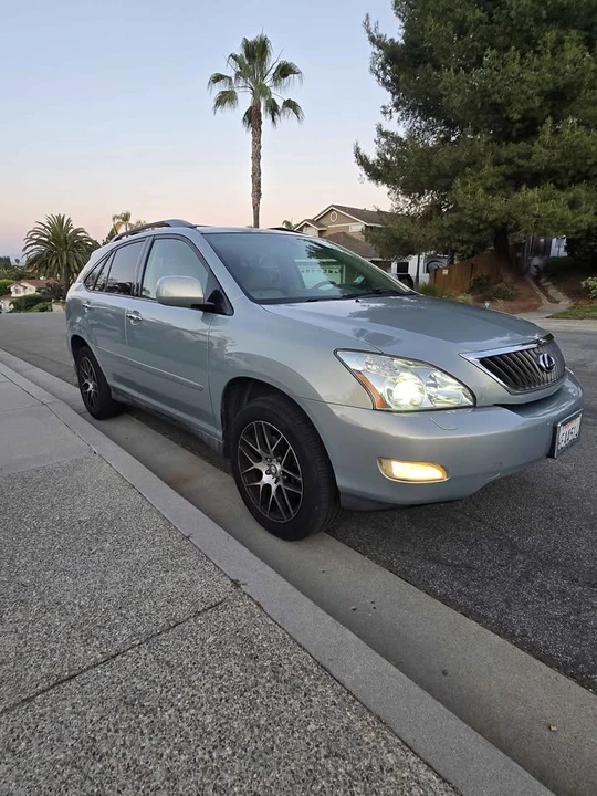 2009 Lexus RX 2nd Gen - Image 2 of 8