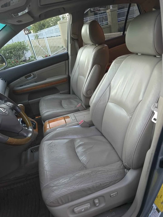 2009 Lexus RX 2nd Gen - Image 6 of 8