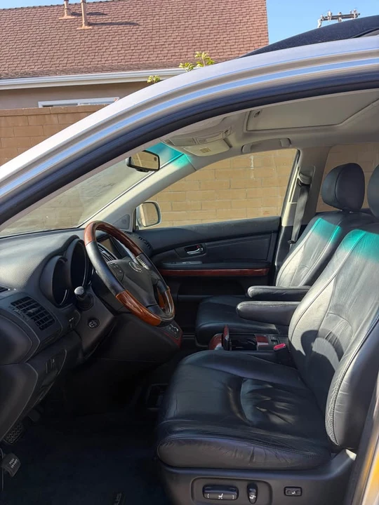 2009 Lexus RX 2nd Gen - Image 7 of 13