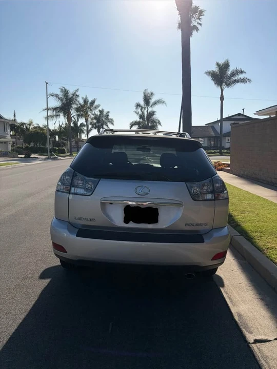 2009 Lexus RX 2nd Gen - Image 12 of 13
