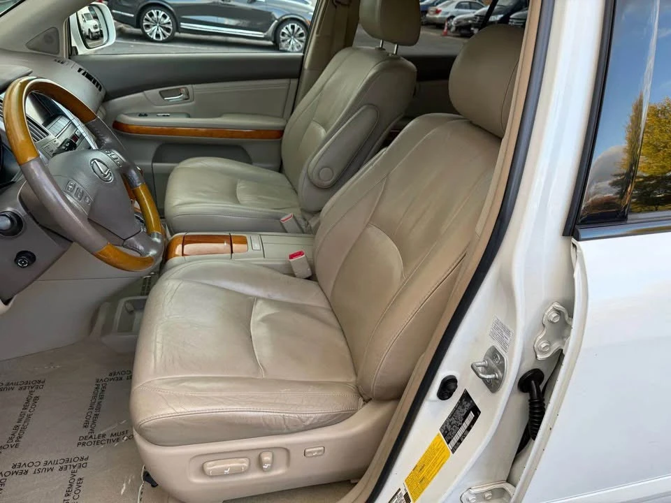 2009 Lexus RX 2nd Gen - Image 9 of 15