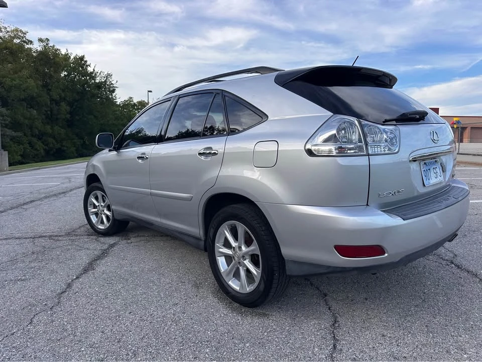 2009 Lexus RX 3rd Gen - Image 5 of 8