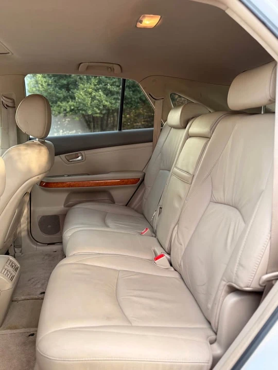 2009 Lexus RX 3rd Gen - Image 7 of 12