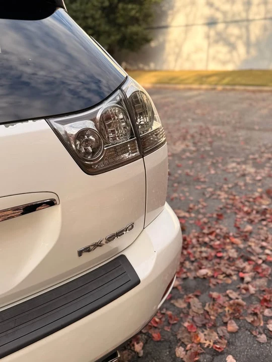 2009 Lexus RX 3rd Gen - Image 9 of 12