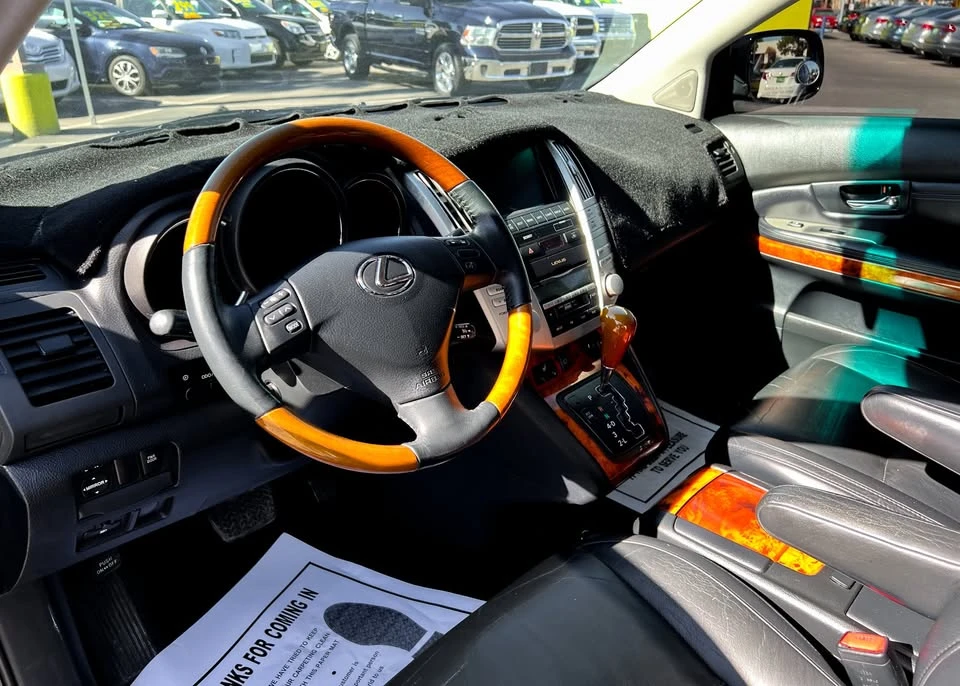 2009 Lexus RX 3rd Gen - Image 12 of 19