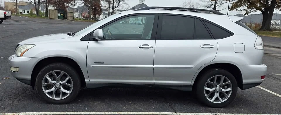 2009 Lexus RX 3rd Gen - Image 2 of 13