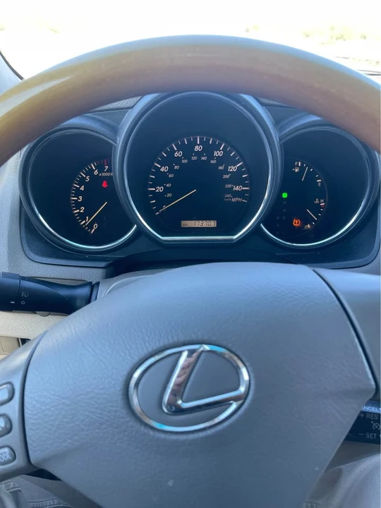 2009 Lexus RX 3rd Gen - Image 15 of 16