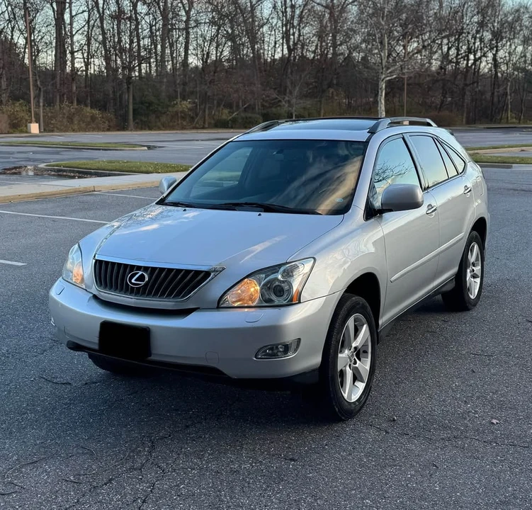 2009 Lexus RX 2nd Gen - Image 5 of 15