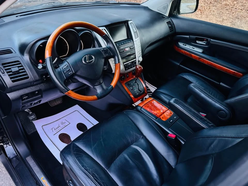 2009 Lexus RX 2nd Gen - Image 11 of 19