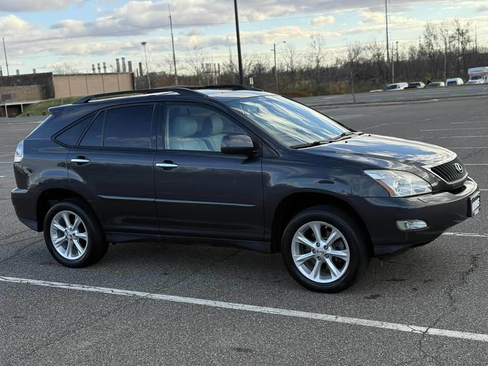2009 Lexus RX 3rd Gen - Image 3 of 11