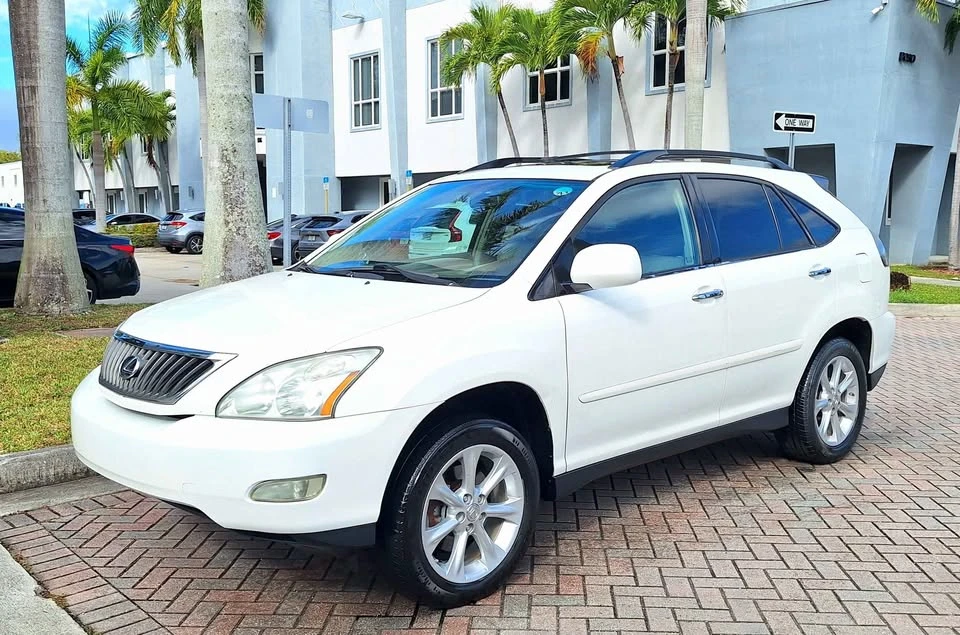 2009 Lexus RX 3rd Gen - Image 3 of 10