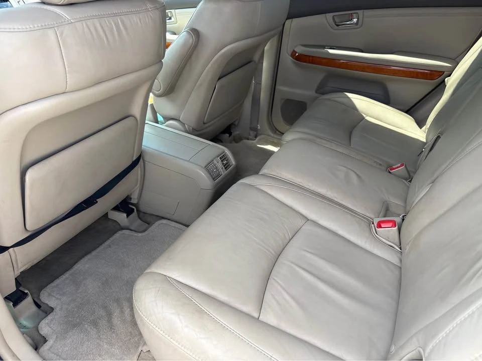 2009 Lexus RX 2nd Gen - Image 8 of 17